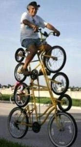 Balans op fietsenstapel Ilging Resinler